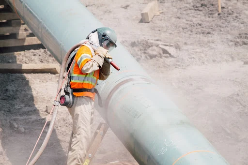 Sandblasting y pintura industrial — imagen técnica